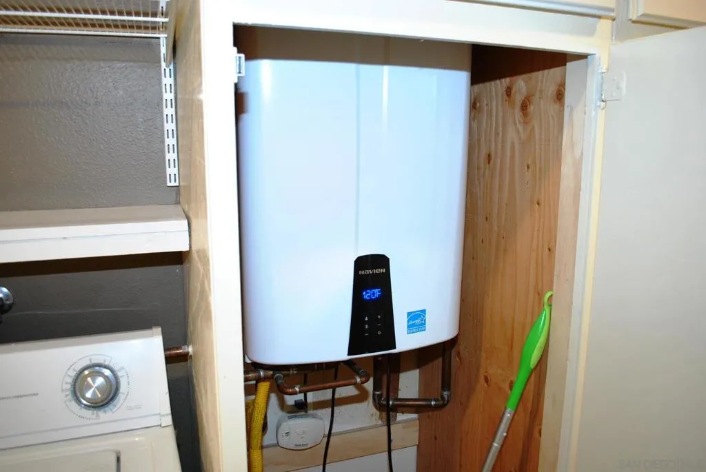 10165 Gayuba Lane, San Diego, California 92124 home-pic-25